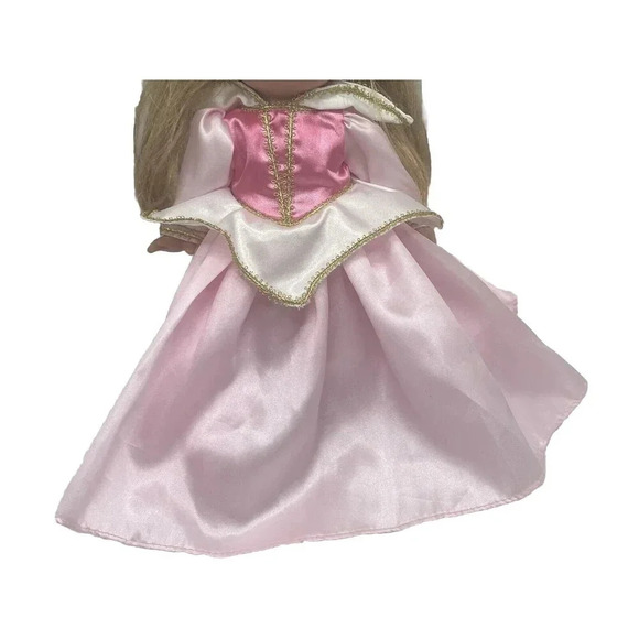 Precious Moments Doll 9" Enchanted Fairy Tale Sleeping Beauty Linda Rick - Picture 6 of 16